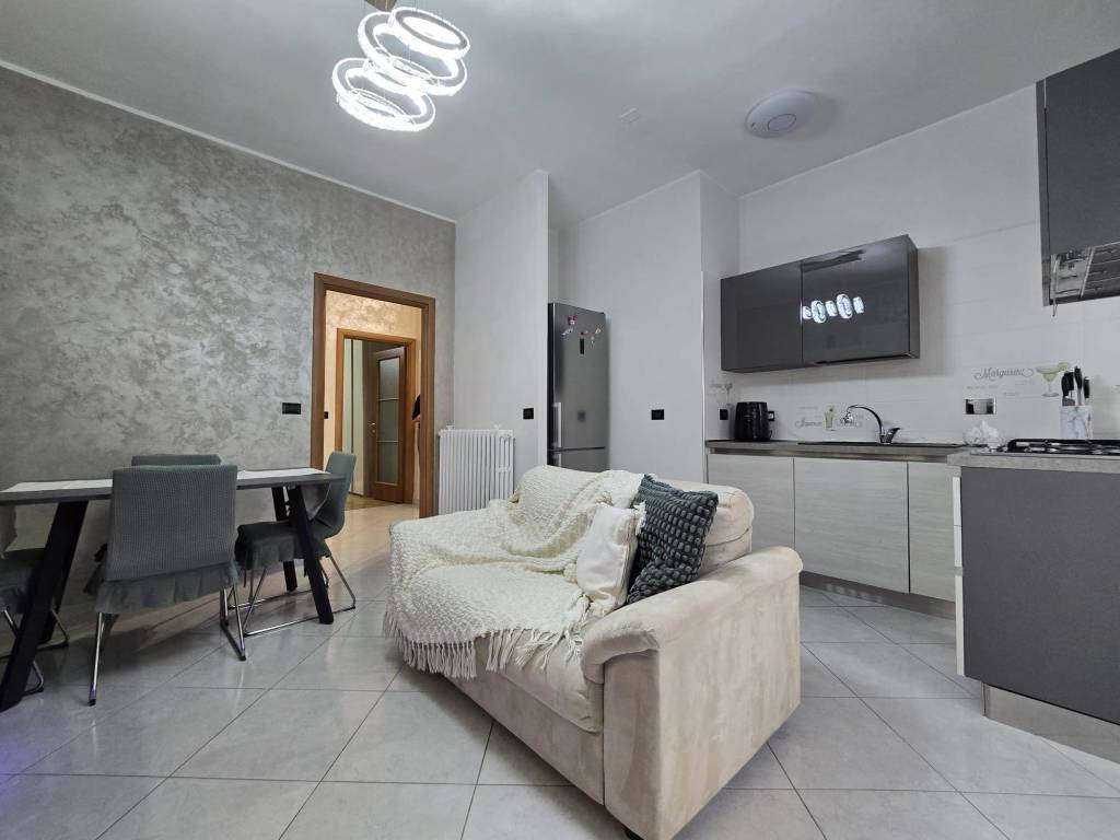 appartamento in vendita a Torino in zona Santa Rita