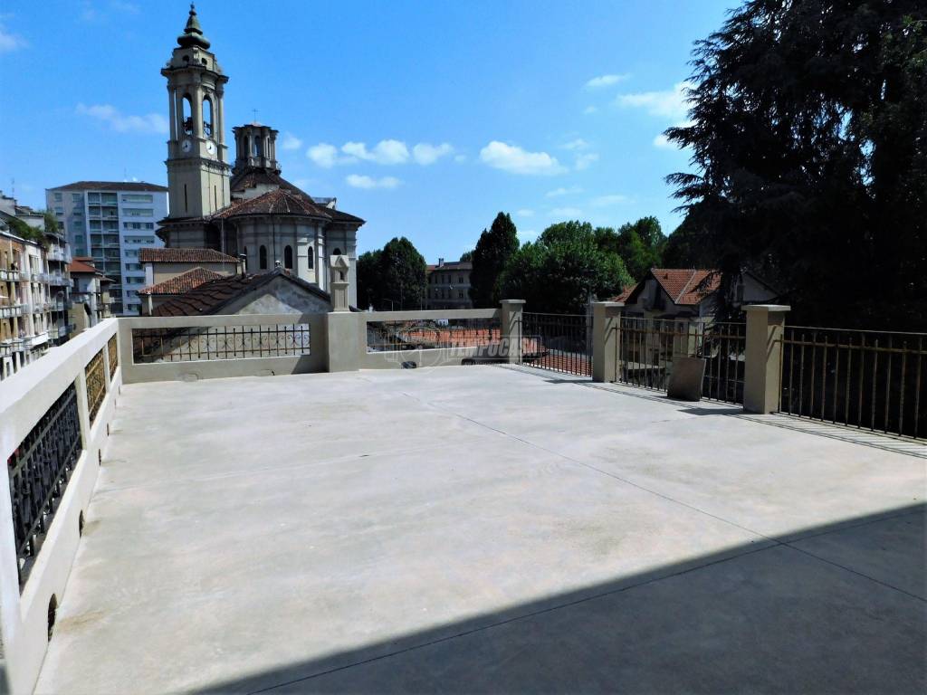 appartamento in vendita a Torino in zona Campidoglio