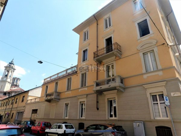 appartamento in vendita a Torino in zona Campidoglio