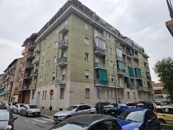 appartamento in vendita a Torino in zona Borgata Vittoria