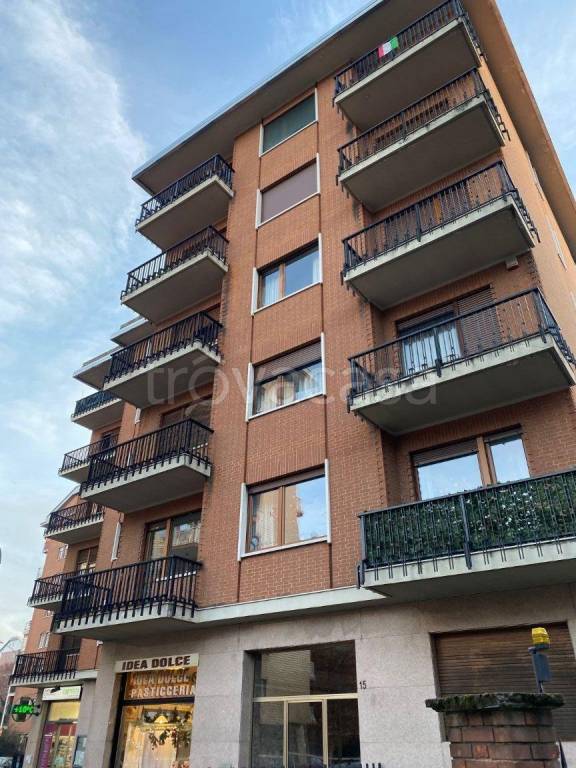 appartamento in vendita a Torino in zona Lucento