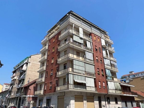 appartamento in vendita a Torino in zona Lucento