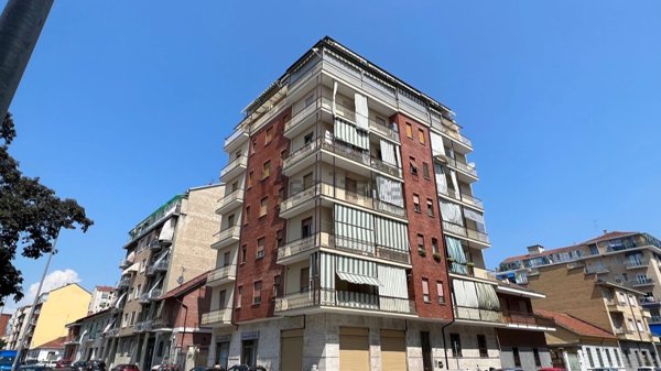 appartamento in vendita a Torino in zona Lucento