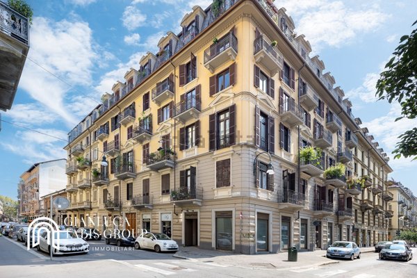 appartamento in vendita a Torino in zona Centro Storico
