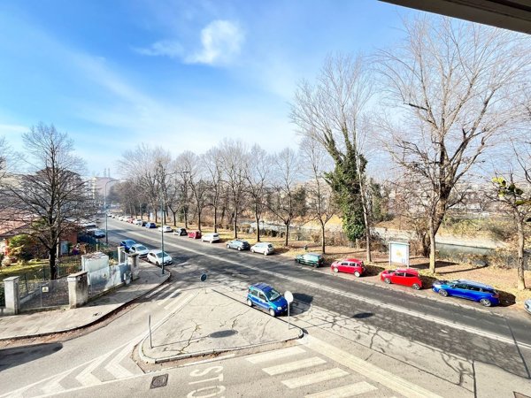 appartamento in vendita a Torino in zona Vanchiglia