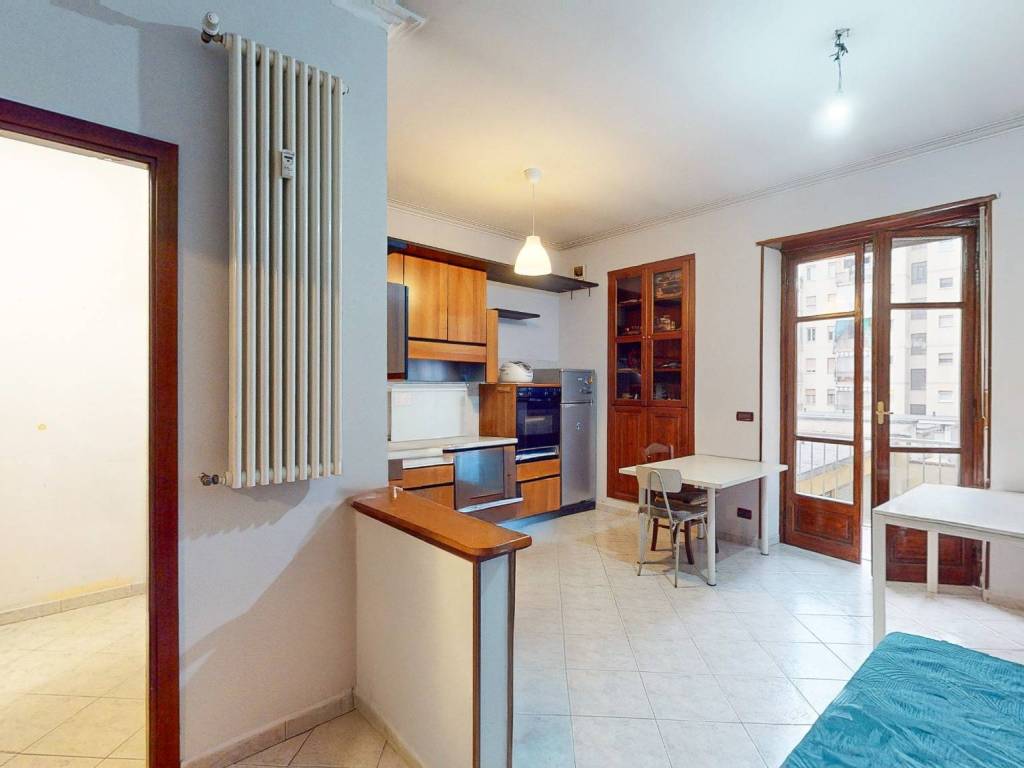 appartamento in vendita a Torino in zona Santa Rita