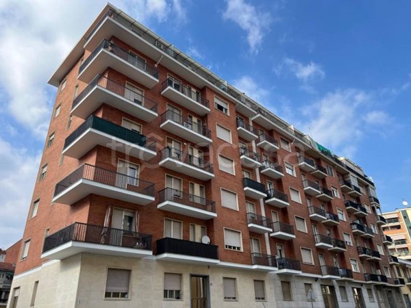 appartamento in vendita a Torino in zona Lucento