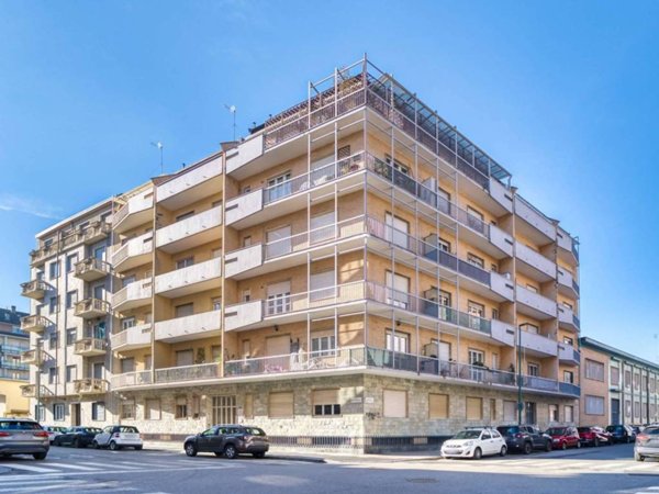 appartamento in vendita a Torino in zona Pozzo Strada