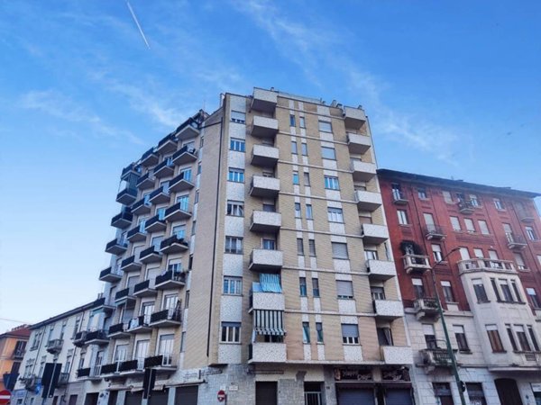 appartamento in vendita a Torino in zona Borgata Vittoria