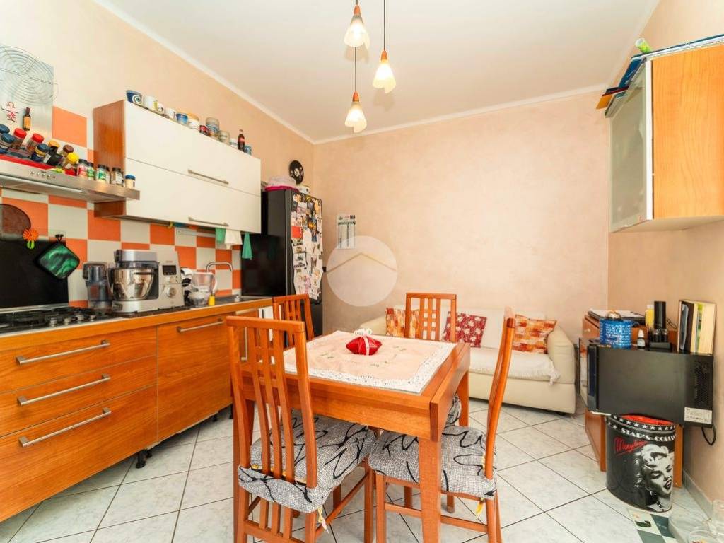 appartamento in vendita a Torino in zona Rebaudengo