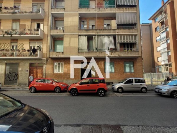 appartamento in vendita a Torino in zona Santa Rita