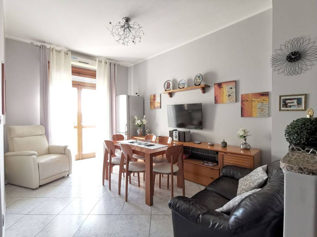 appartamento in vendita a Torino in zona Cit Turin