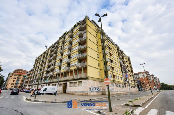appartamento in vendita a Torino in zona Lingotto