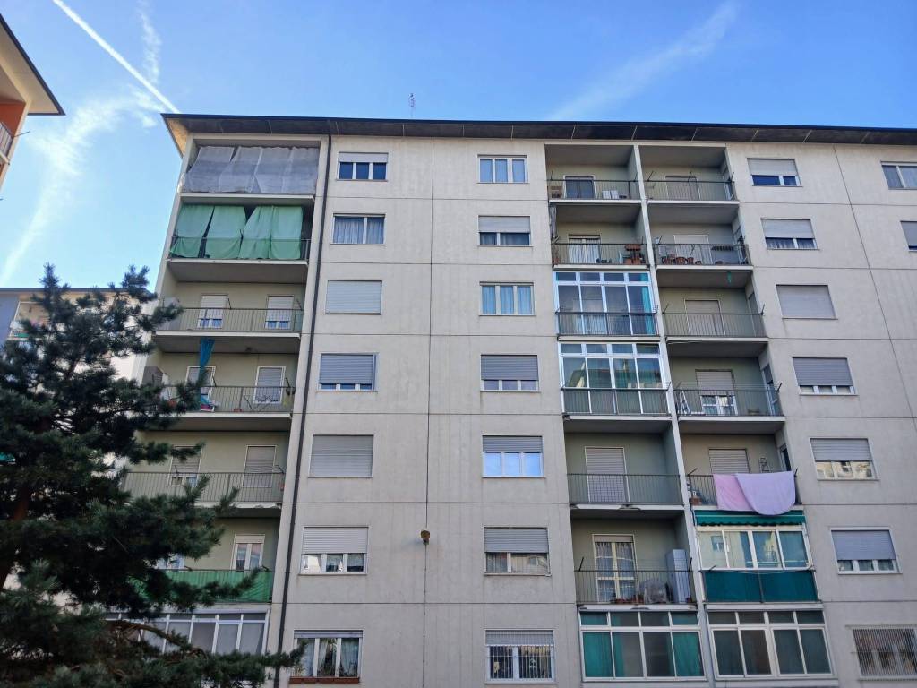 appartamento in vendita a Torino in zona Mirafiori Sud