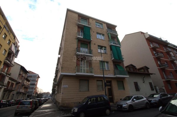 appartamento in vendita a Torino in zona Borgata Vittoria