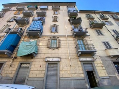 negozio in vendita a Torino in zona Rebaudengo