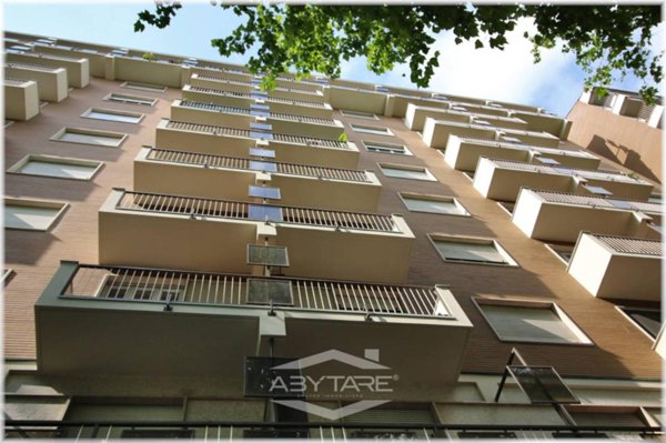 appartamento in vendita a Torino in zona Lingotto