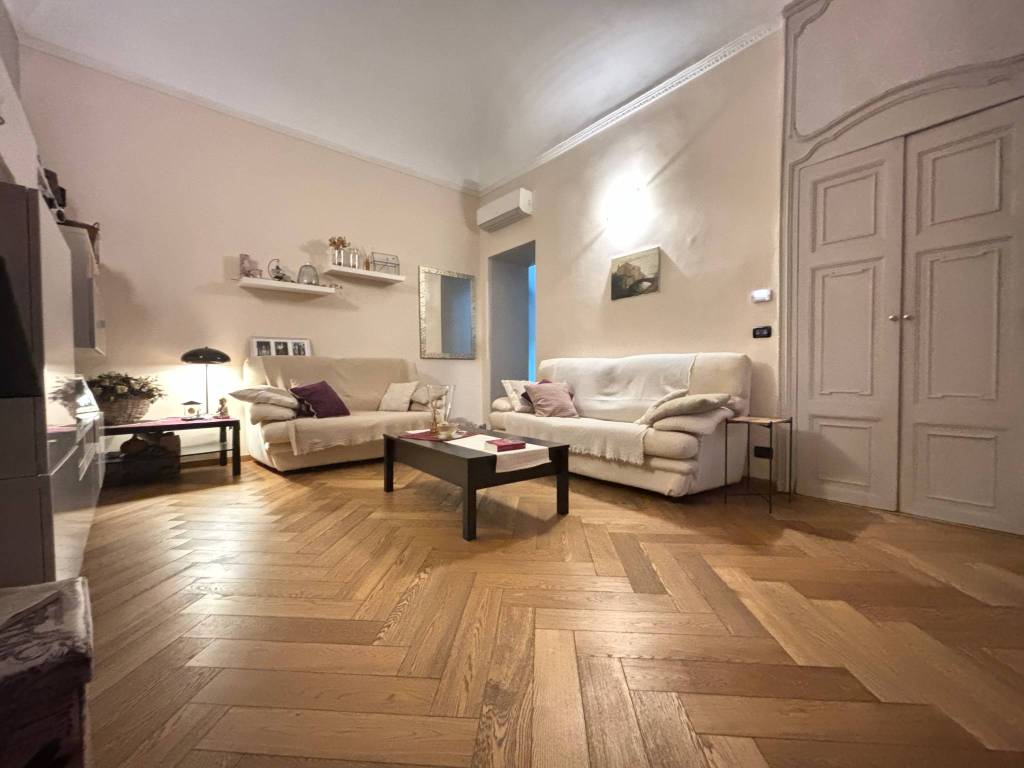 appartamento in vendita a Torino in zona Centro Storico