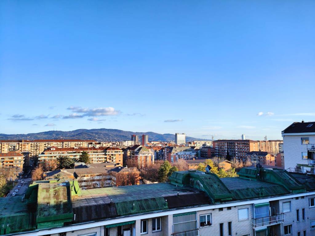 appartamento in vendita a Torino in zona Pozzo Strada