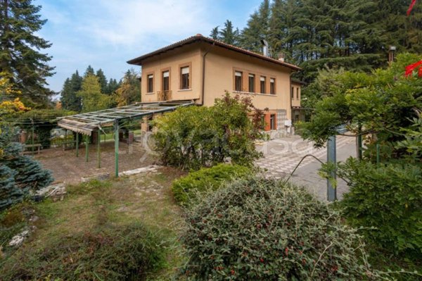 casa indipendente in vendita a Torino in zona Superga