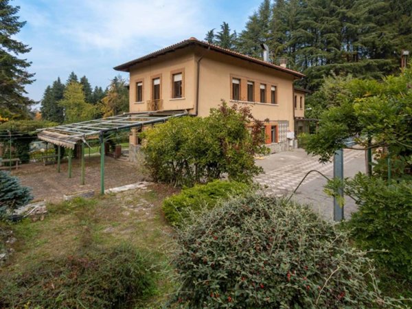 casa indipendente in vendita a Torino in zona Superga