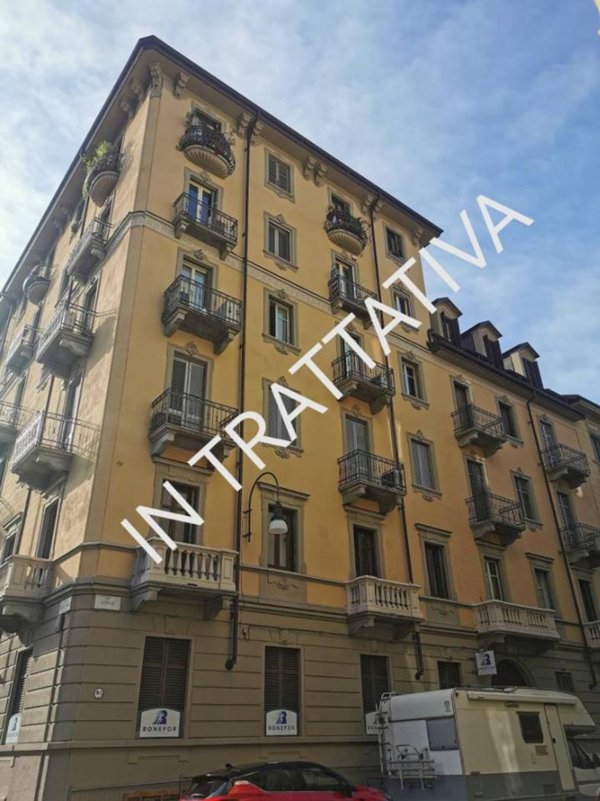 appartamento in vendita a Torino in zona Cenisia
