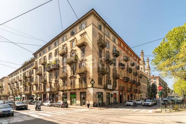 appartamento in vendita a Torino in zona San Salvario