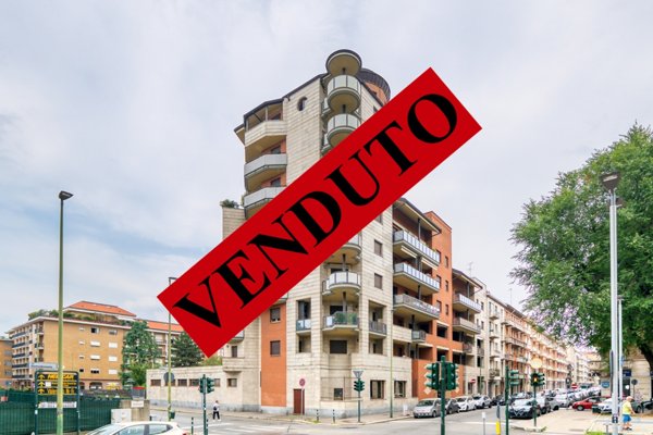 appartamento in vendita a Torino in zona Parella