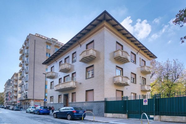 appartamento in vendita a Torino in zona Parella