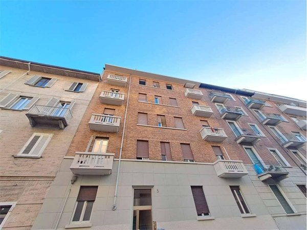 appartamento in vendita a Torino in zona Parella