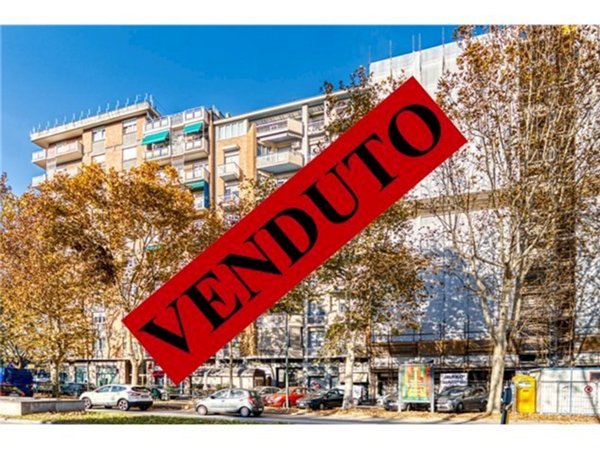 appartamento in vendita a Torino in zona Parella