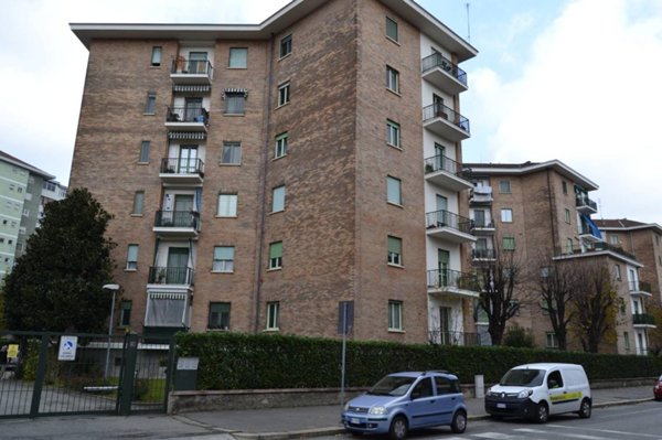 appartamento in vendita a Torino in zona Mirafiori Nord