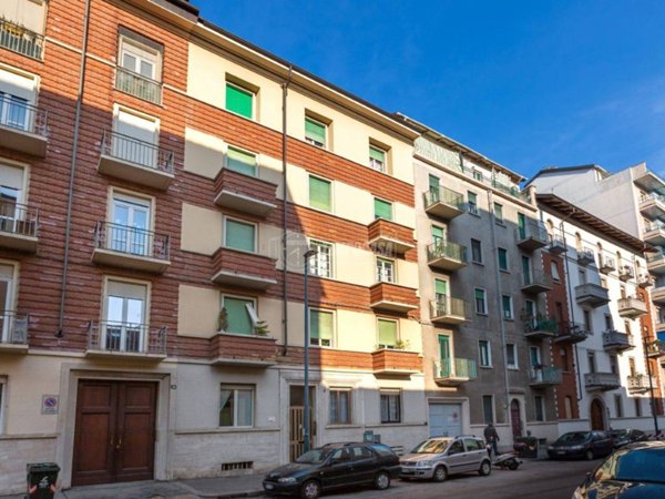 appartamento in vendita a Torino in zona Parella