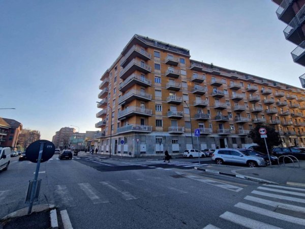 appartamento in vendita a Torino in zona Santa Rita