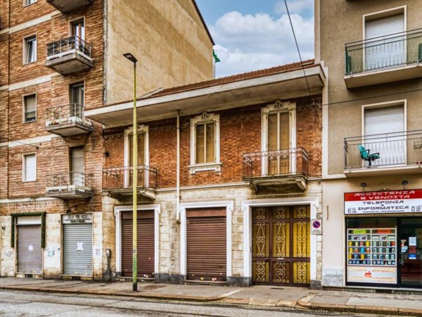 casa indipendente in vendita a Torino in zona Parella