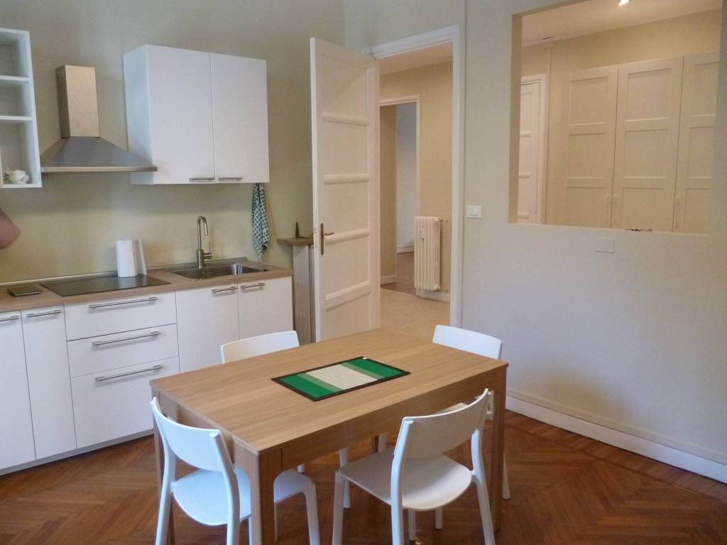 appartamento in vendita a Torino in zona Cit Turin