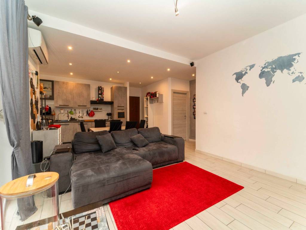 appartamento in vendita a Torino in zona Mirafiori Nord