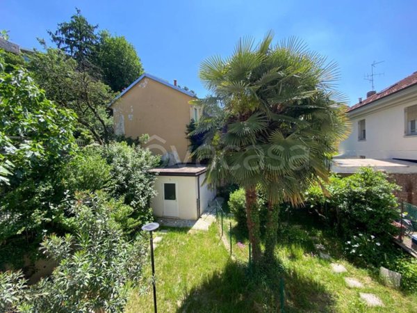 locale di sgombero in vendita a Torino in zona Cavoretto