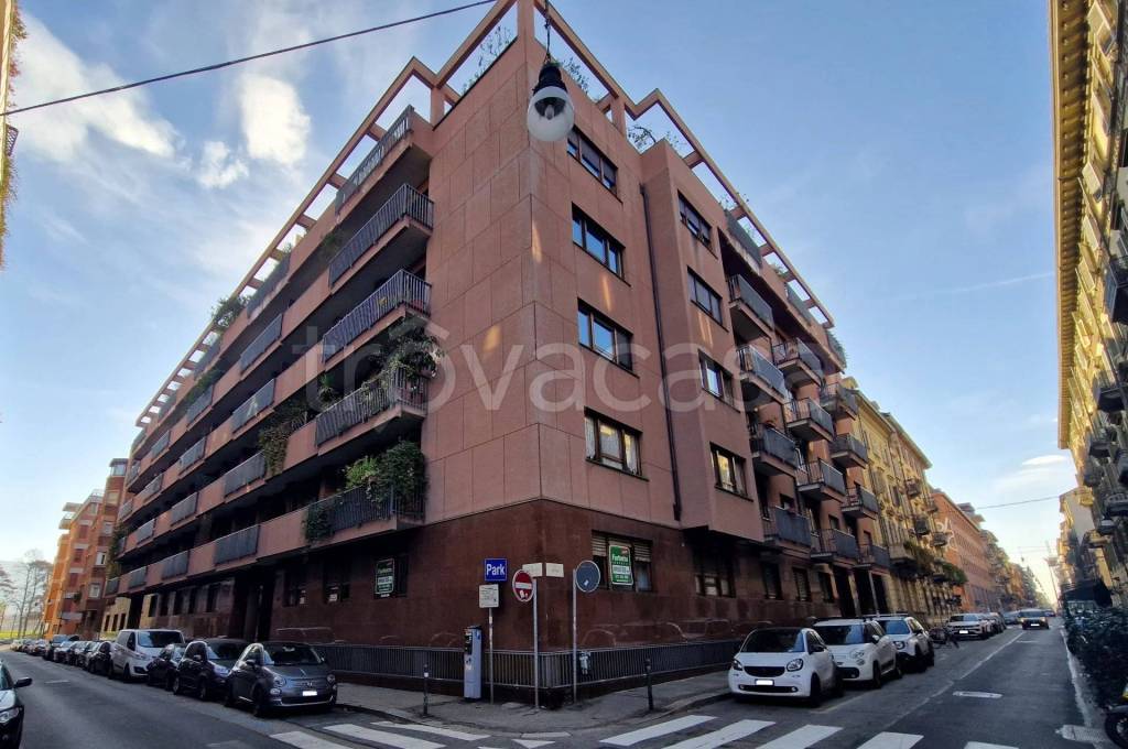 appartamento in vendita a Torino in zona San Salvario
