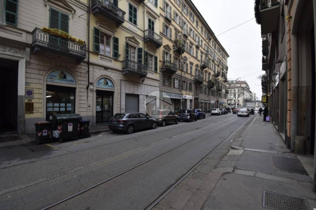negozio in vendita a Torino in zona Vanchiglia