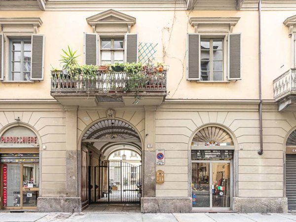 appartamento in vendita a Torino in zona Centro Storico