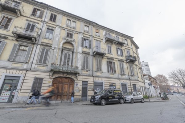appartamento in vendita a Torino in zona Aurora