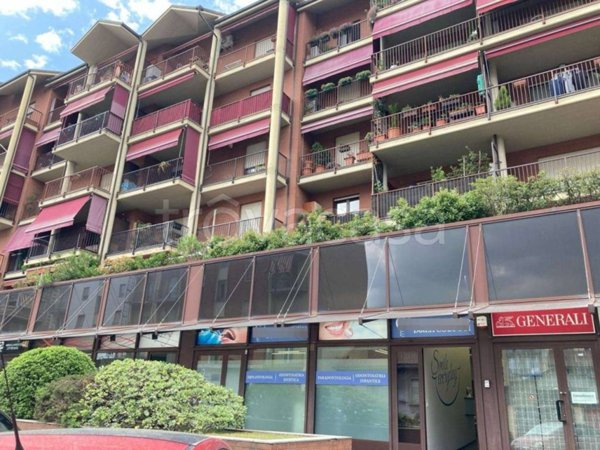negozio in vendita a Torino in zona Pozzo Strada