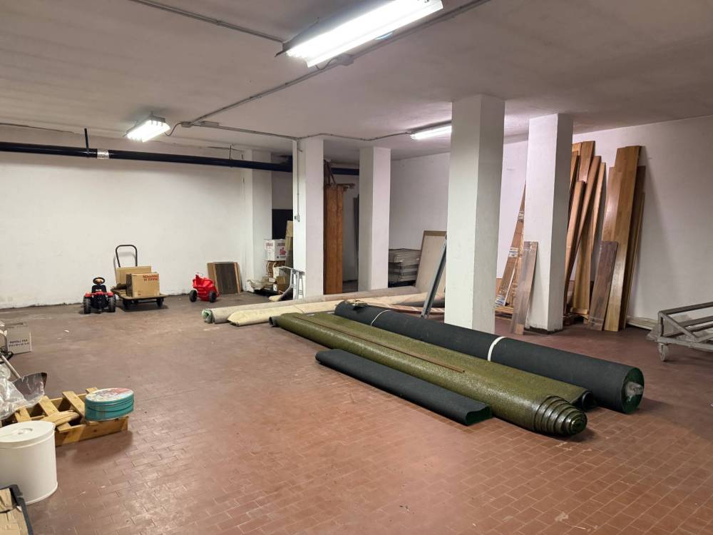 locale di sgombero in vendita a Torino in zona Millefonti