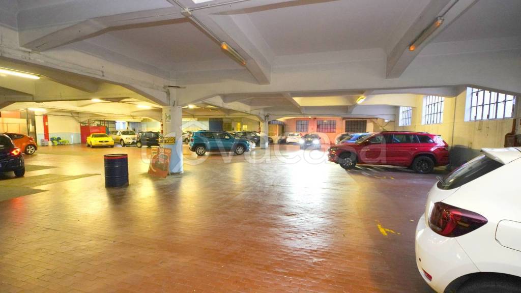 negozio in vendita a Torino in zona Borgo San Paolo