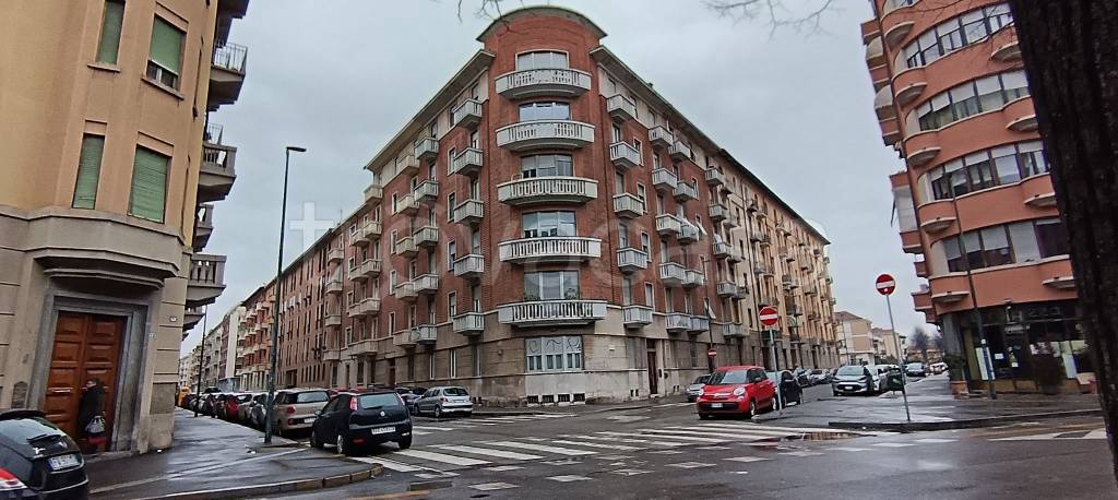 appartamento in vendita a Torino in zona Parella