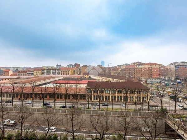 appartamento in vendita a Torino in zona Parella
