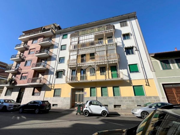 appartamento in vendita a Torino in zona Parella