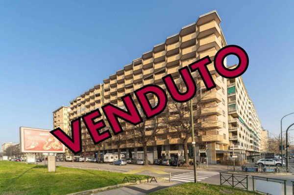 appartamento in vendita a Torino in zona Millefonti