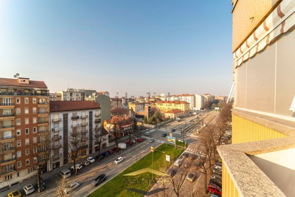 appartamento in vendita a Torino in zona Millefonti